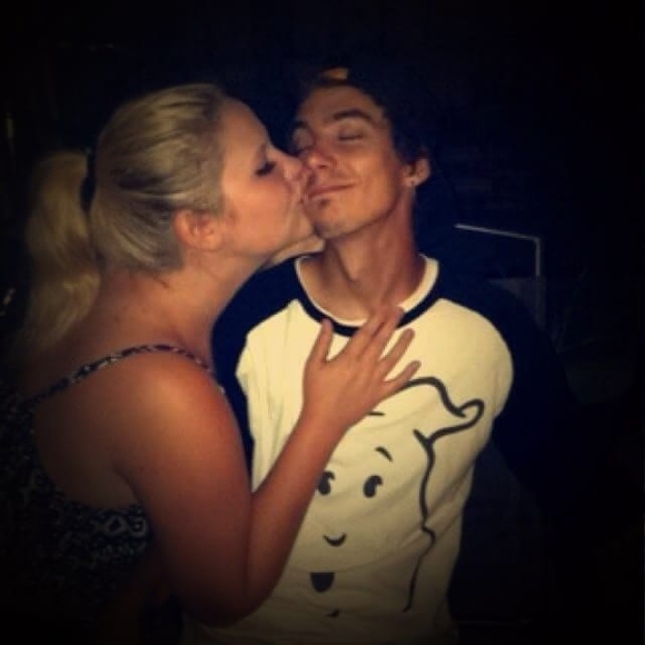 Meet your Posher, Hailey - Picture 1 of 1